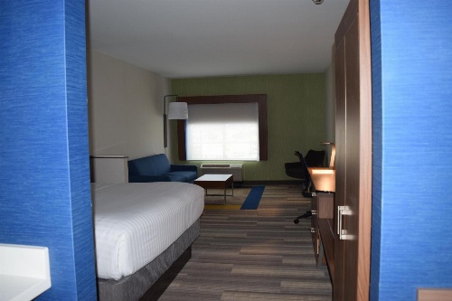 Holiday Inn Express & Suites Ithaca image 2