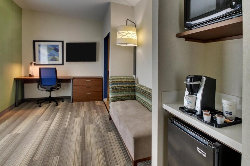 Holiday Inn Express & Suites Ithaca image 27